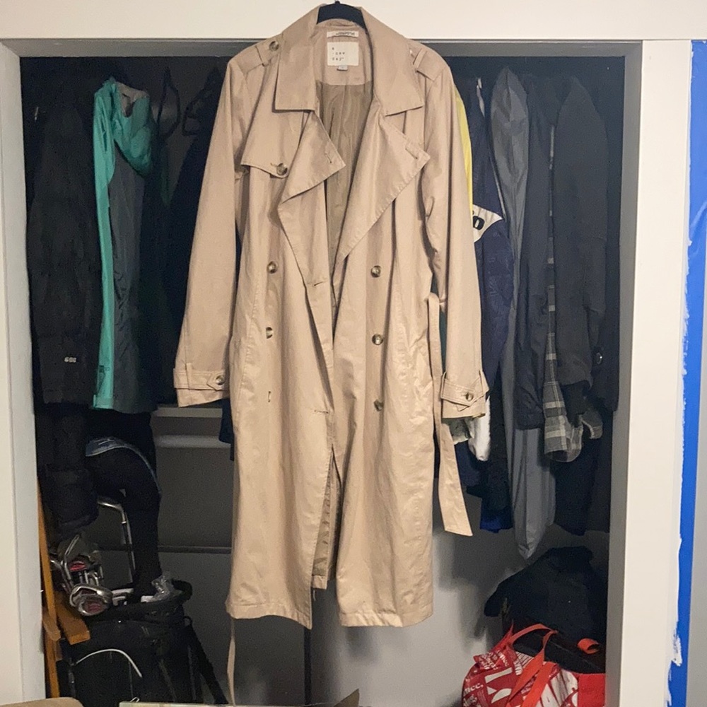 Long sleeved tan tench coat